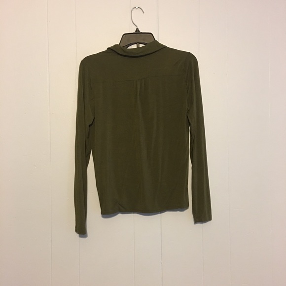 Banana Republic factory olive green wrap top - Picture 5 of 6